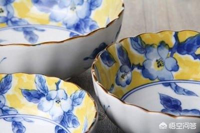 日本餐具如何搭配衣服女