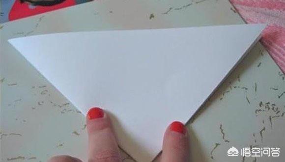 小时候玩的四角怎么叠？