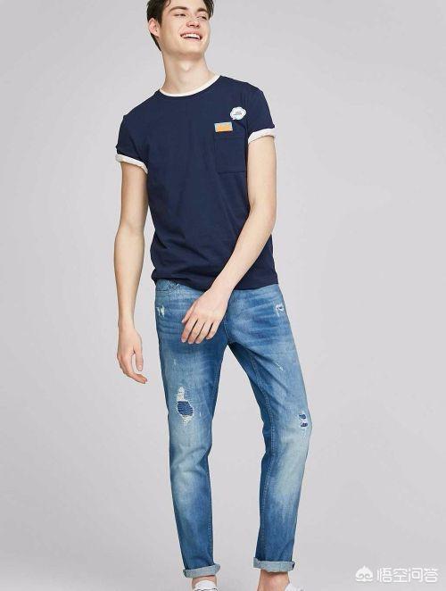 破洞牛仔短裤男如何搭配(图5)