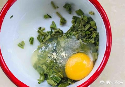 香椿炒鸡蛋的家常做法-香椿炒鸡蛋的家常做法需要焯水吗