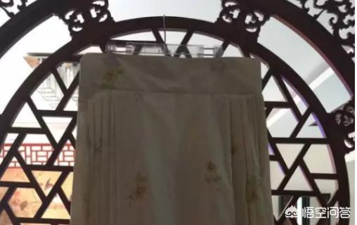 模特穿裙子如何搭配鞋子(图7)