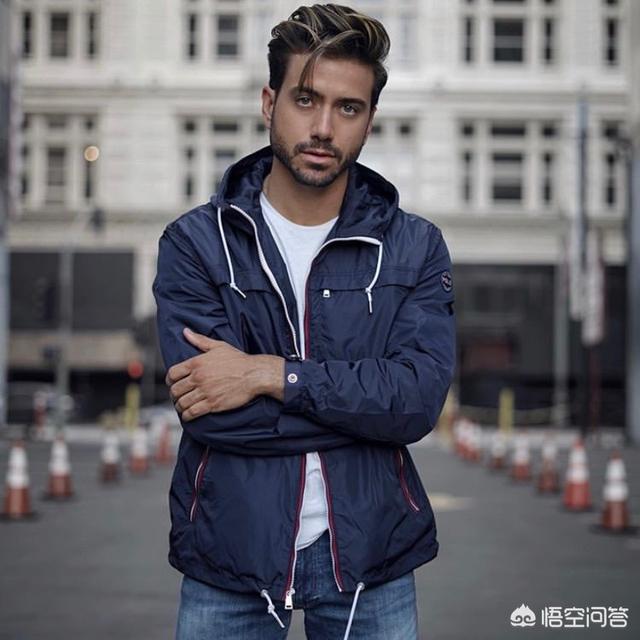 新婚跪撅打屁股（新婚下跪的视频）