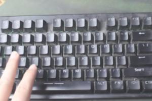 电脑打不开了按哪个键（电脑打不开按哪个键强制恢复出厂设置）