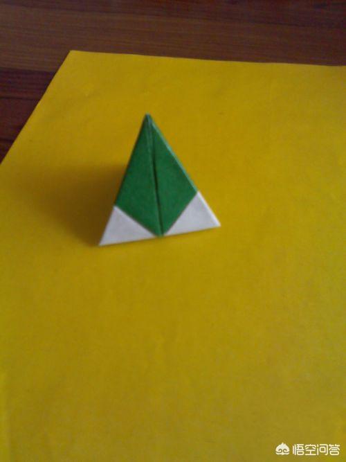 粽子做起来最简单的方法？：最简单的粽子折法
