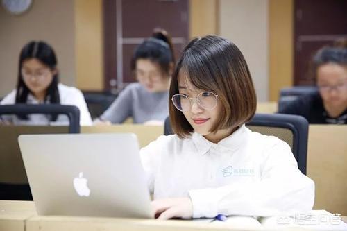 形容会计知识好学的词语，形容会计知识好学的词语有哪些