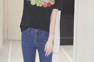 出色短袖如何搭配裤子女(图2)