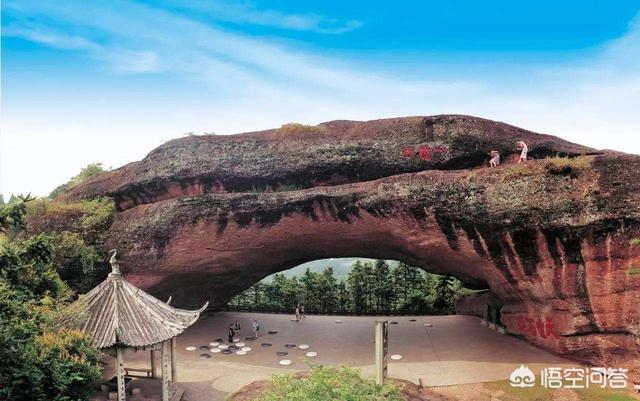 大神们能否提供一份衢州旅游攻略啊？