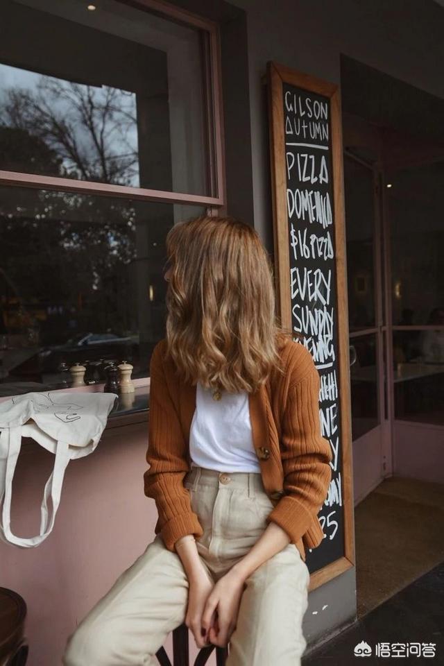 毛衣长外套开衫如何搭配(图6)