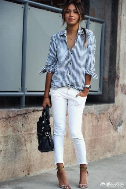 白色长裤如何搭配高级感