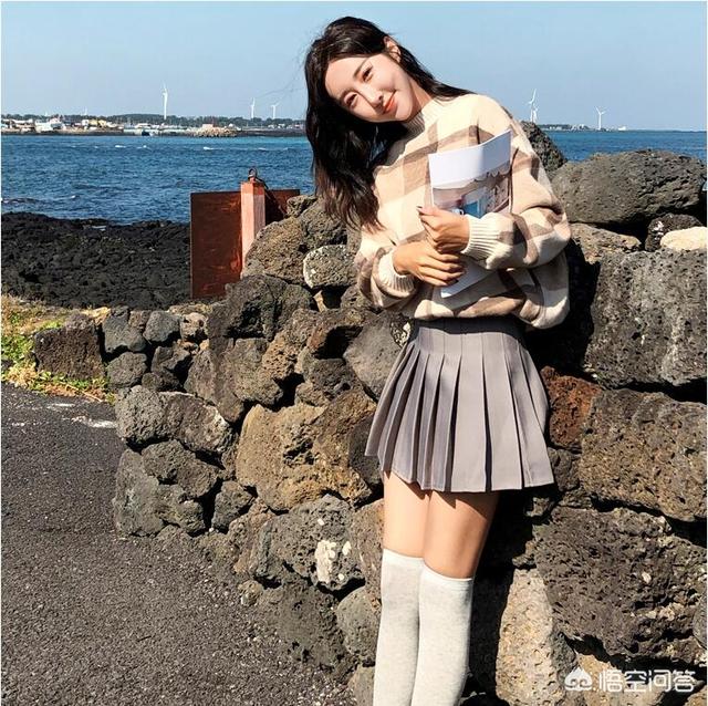 基础裙子如何搭配衣服女(图13)