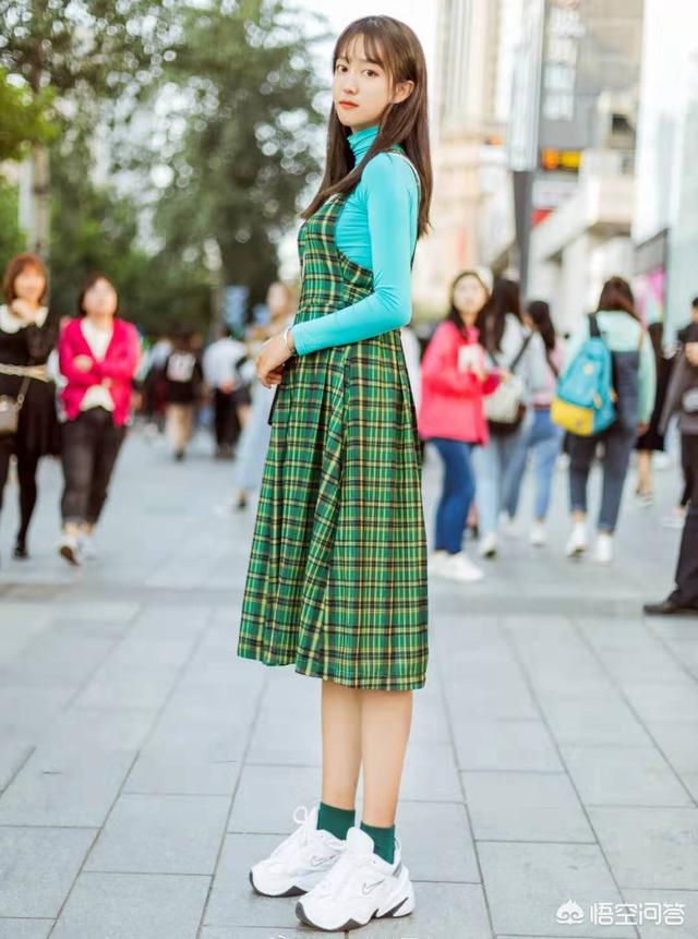 冬季针织背心裙如何搭配(图15)