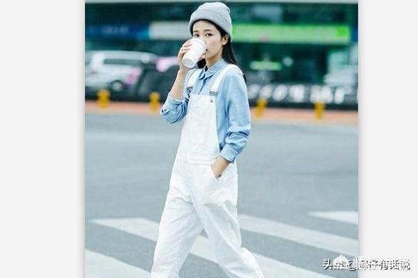 如何搭配背袋裤上衣女士