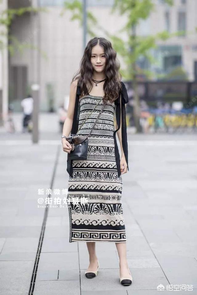 修身针织上衣怎么搭配(图6)