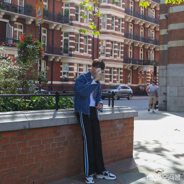 牛仔外套如何搭配衣服男(图4)