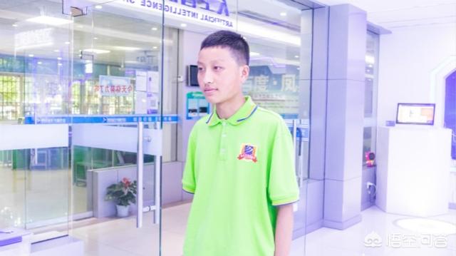 成都市内有哪些中专学校