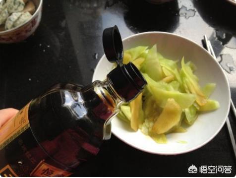 凉拌莴笋的做法-凉拌莴笋的做法视频