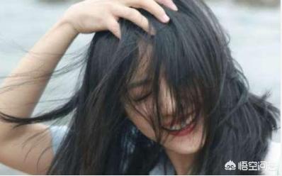 微信网名女（女士微信名字高雅简短？）