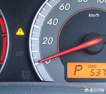 [汽车警示灯]汽车故障灯亮是怎么回事？