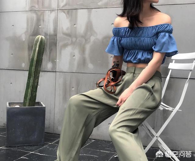 女上衣宽松如何搭配裤子(图6)