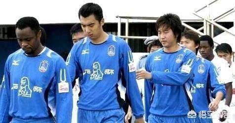 福建有足球队吗?踢中甲或中超的？