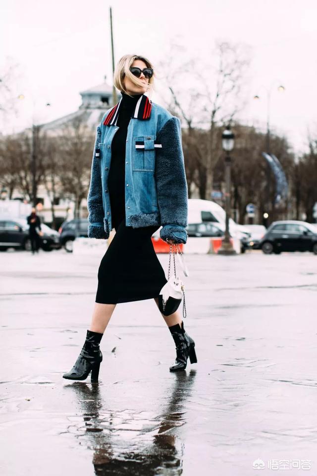 黑色针织裙子如何搭配外套(图11)