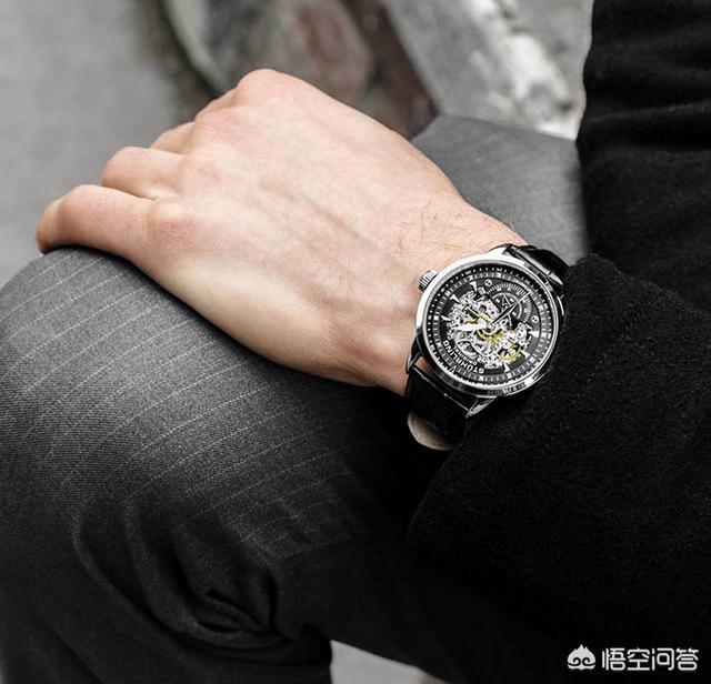 凯特王妃连日亮相英文