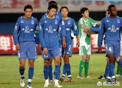 福建有足球队吗?踢中甲或中超的？