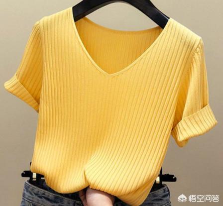 黄帆布鞋怎么搭配上衣(图2)