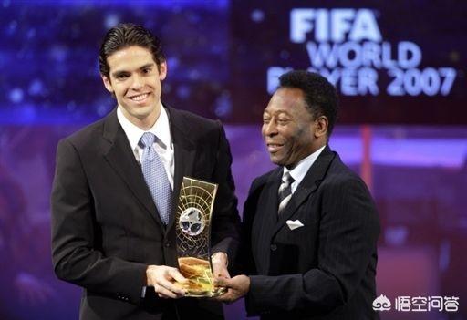 [足球卡卡]卡卡为什么能以明显的优势成为世界足球先生？