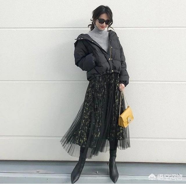 超短牛仔棉衣如何搭配衣服(图12)