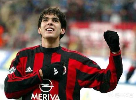 [足球卡卡]卡卡为什么能以明显的优势成为世界足球先生？