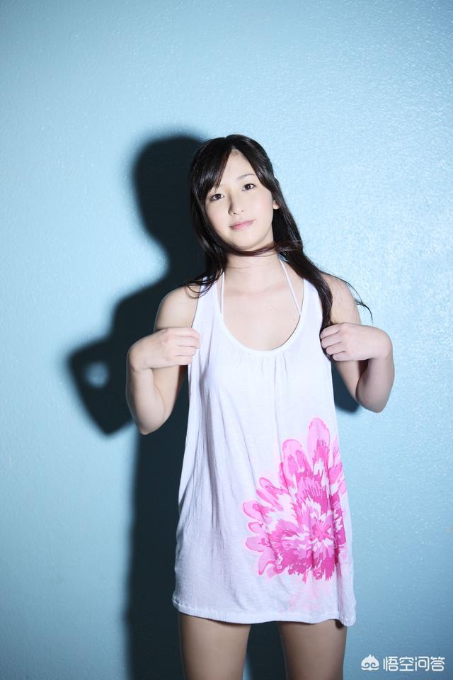 背影女神正面照曝光_背影女神正面惨不忍睹