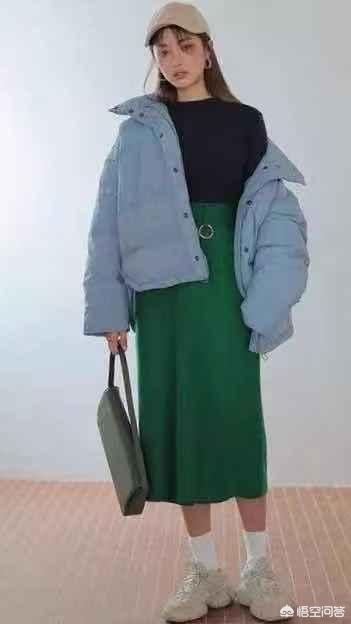 超短牛仔棉衣如何搭配衣服(图33)