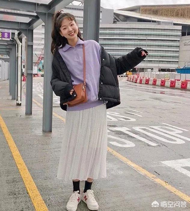 超短牛仔棉衣如何搭配衣服(图5)
