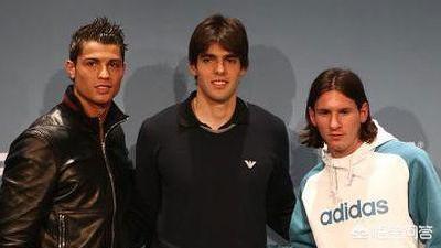 [足球卡卡]卡卡为什么能以明显的优势成为世界足球先生？