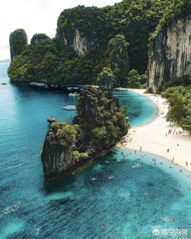 二级C语言中循环队列，队头指针与队尾指针的关系？设栈s和队列q的初始状态都为空，元素a，b，c，d，e和f依次通过栈s，一个元素出栈后即进入q？