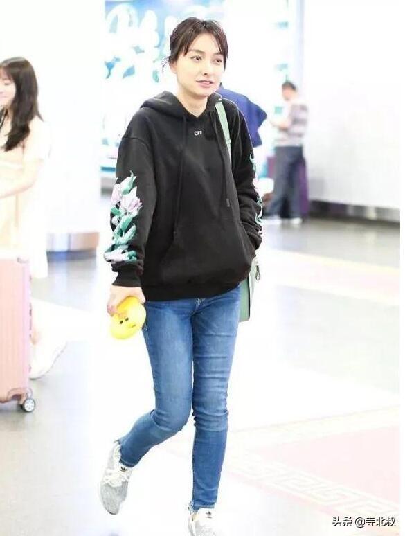 腿粗女生衣服怎么搭配(图12)