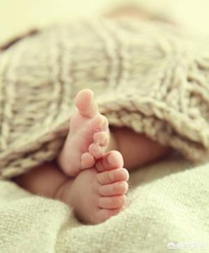 眼睛一大一小是怎么回事(图3)