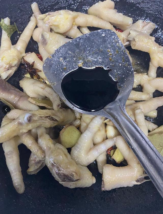 红烧鸡爪怎么做好吃-红烧鸡爪怎么做好吃又简单视频