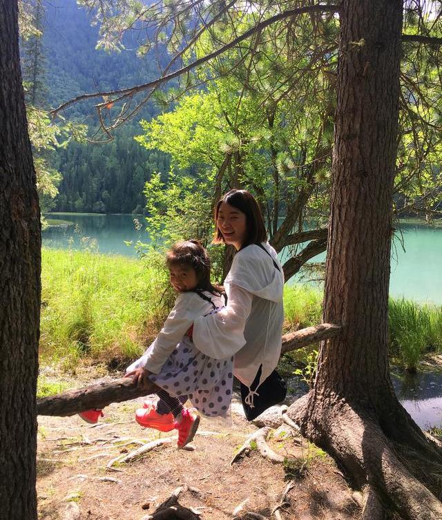 喀纳斯旅游穿搭夏季， 喀纳斯旅游穿搭夏季图片