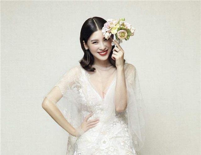 后厨小美扮演者是谁?-骁龙网