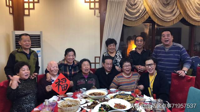 感动的故事有哪些（比较感动的故事）