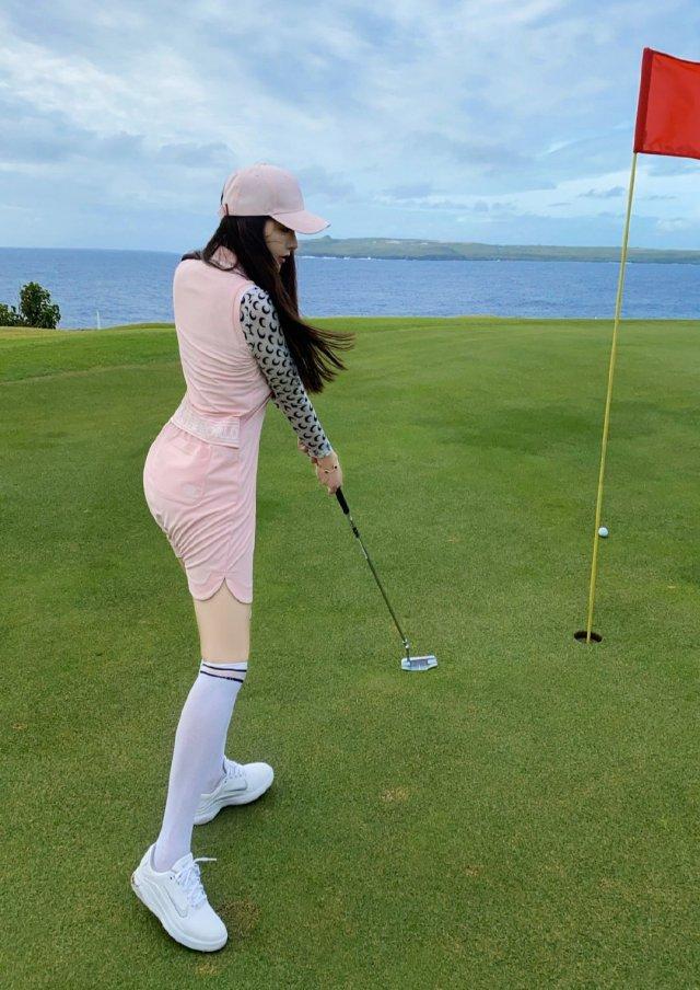 白袜子如何搭配好看女生(图13)