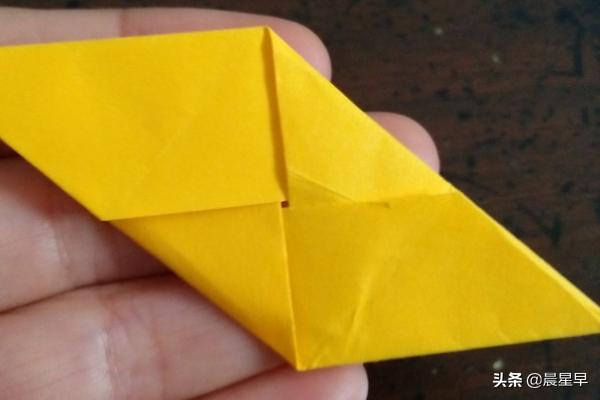 粽子做起来最简单的方法？：最简单的粽子折法