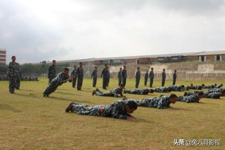 运动小常识100例（当兵之前自己应该训练什么？）