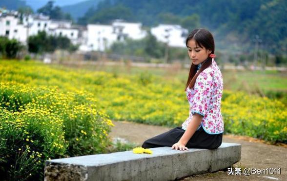 为什么女人的腰摸不得（为什么女孩的腰碰不得）(图1)