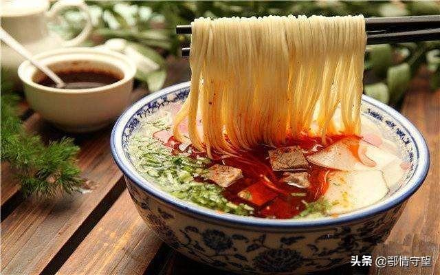 小吃餐饮行业在大城市好做还是小城市？