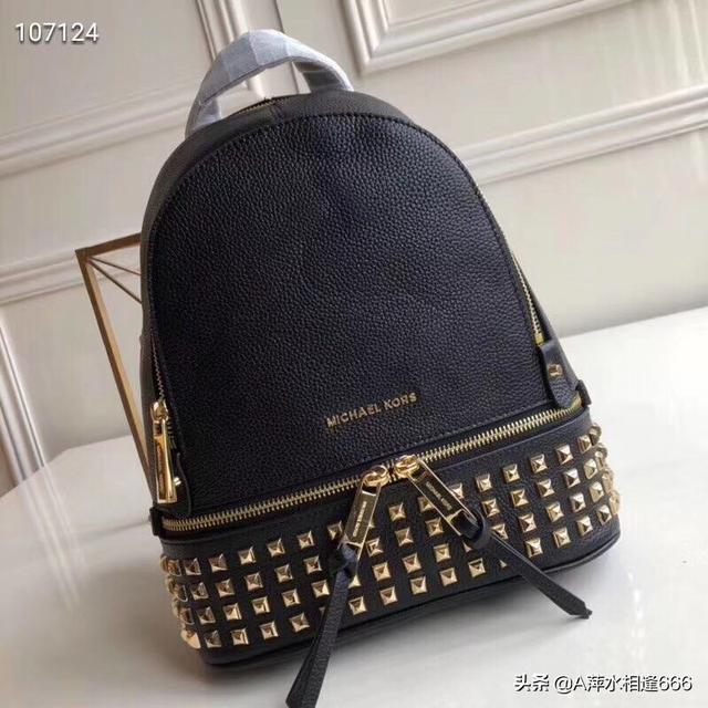 运动小书包如何搭配衣服(图23)