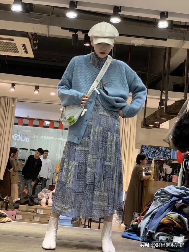 如何搭配外套毛衣好看女(图5)