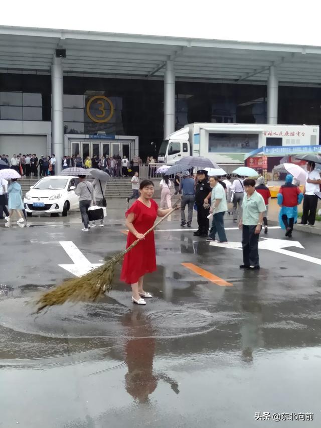 十个字的伤感句子,一句话能点醒人的句子伤感 - 句子网